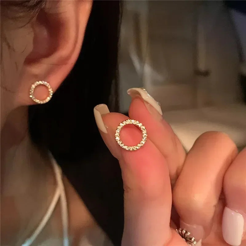 Delicate Small Circle 